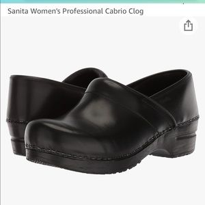 🎉HP!🎉 Sanita Professional Clogs Oiled Black